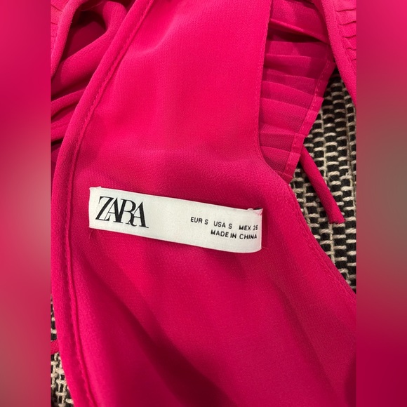 Zara Maxi Dress - Picture 2 of 3